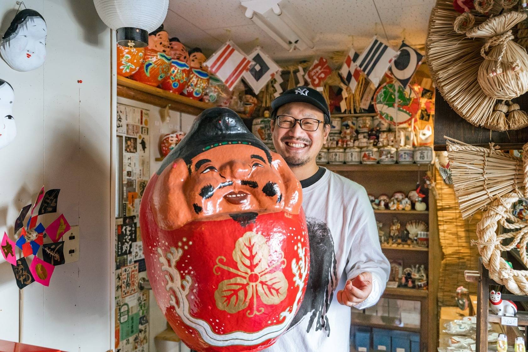 なんかヤバい」出合いを求めて。瀬川信太郎さんが郷土玩具をディグり