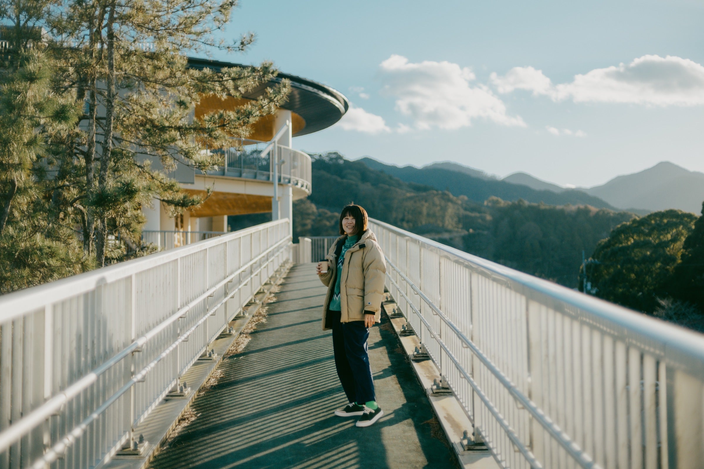 高知と東京、作家・歌人で会社員。場所と肩書きを往来しながら手にした